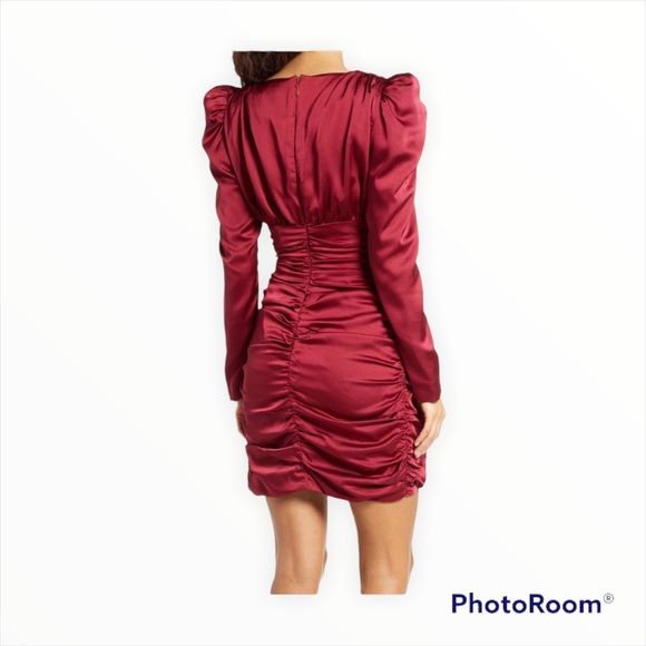 NWT LAVISH ALICE Red Satin Long Sleeve V Neck Ruched Mini Dress Size 14 Cocktail - Picture 5 of 11